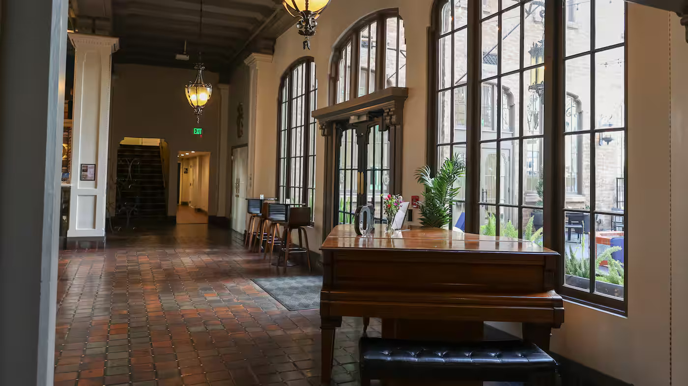 The hotel lobby with its piano