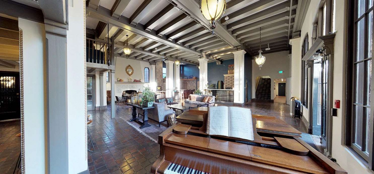 Take A Look At Our Welcoming Petaluma Hotel Rooms And Vibrant Facilities