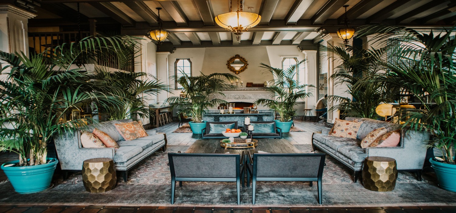 Discover Luxurious Guest Rooms, And Modern Amenities In The Heart Of Petaluma