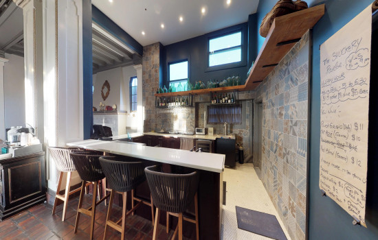 Hotel Petaluma - Bar Area